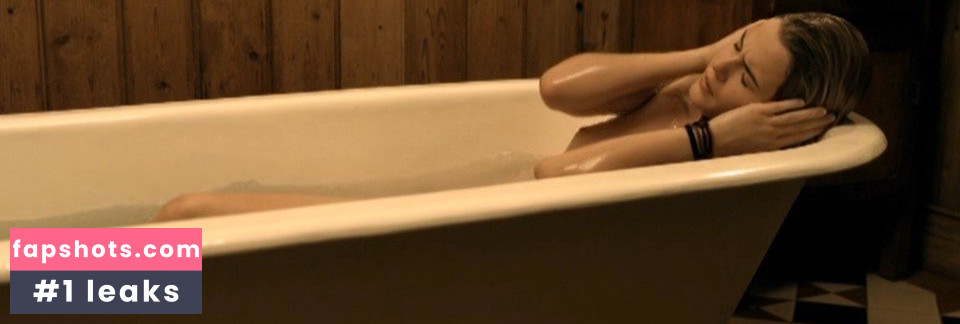 Rachael Taylor gallery photo #14