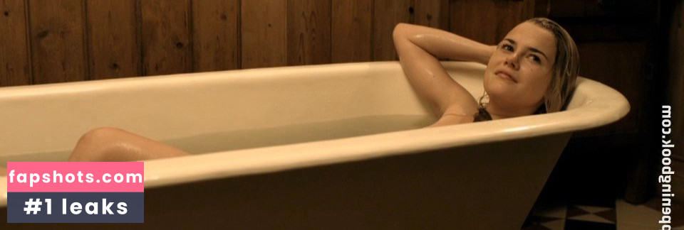 Rachael Taylor gallery photo #16