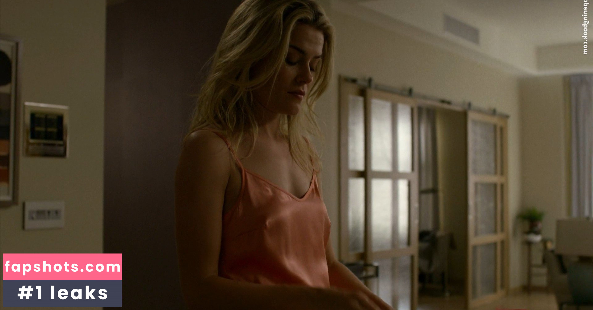 Rachael Taylor gallery photo #22