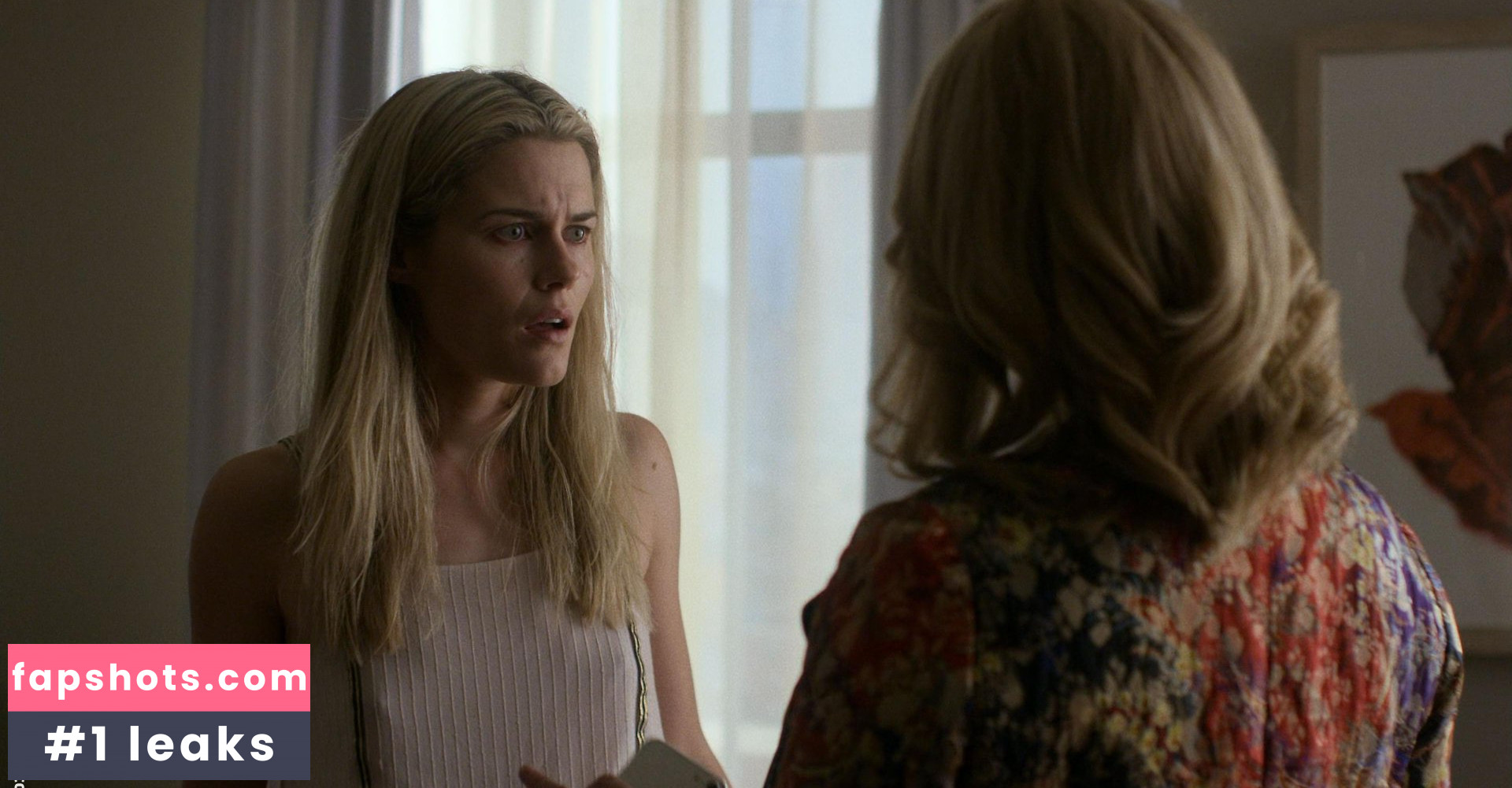 Rachael Taylor gallery photo #50