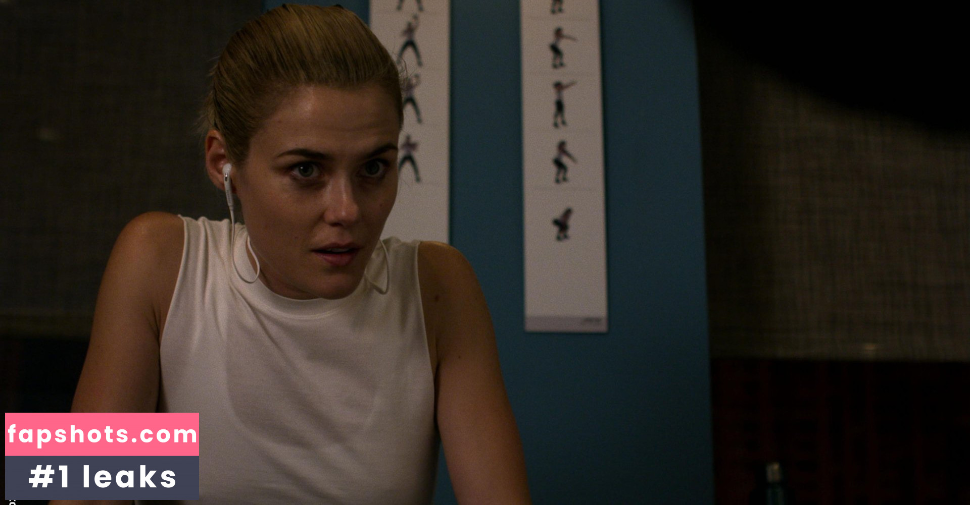 Rachael Taylor gallery photo #53