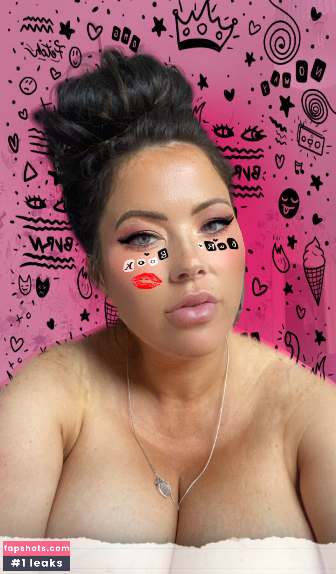 Rachel Aldana gallery photo #22