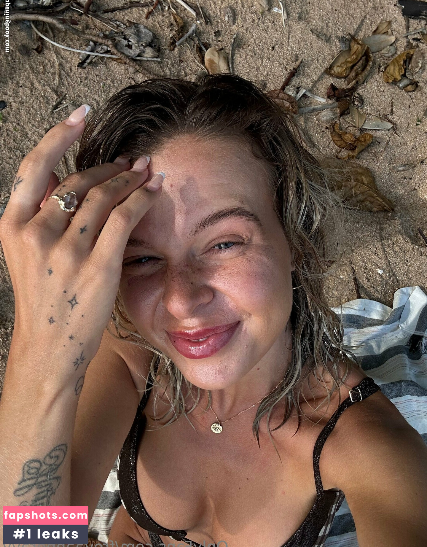 Rachel Anne Rayy gallery photo #14