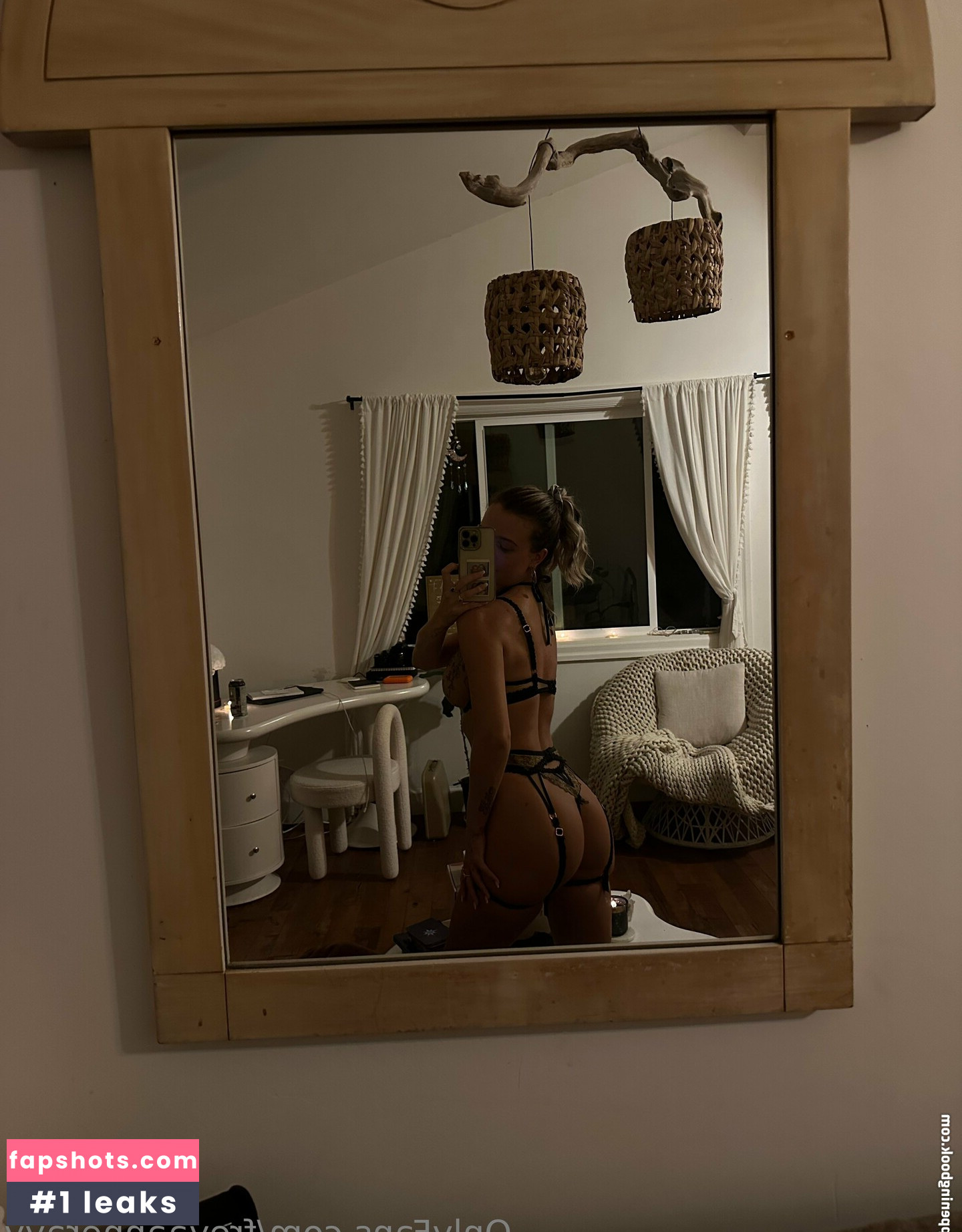 Rachel Anne Rayy gallery photo #15