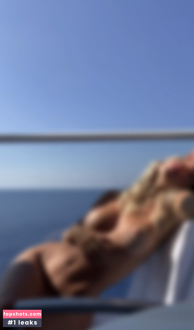 Rachel Anne Rayy gallery photo #36