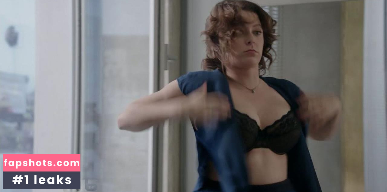 Rachel Bloom gallery photo #66