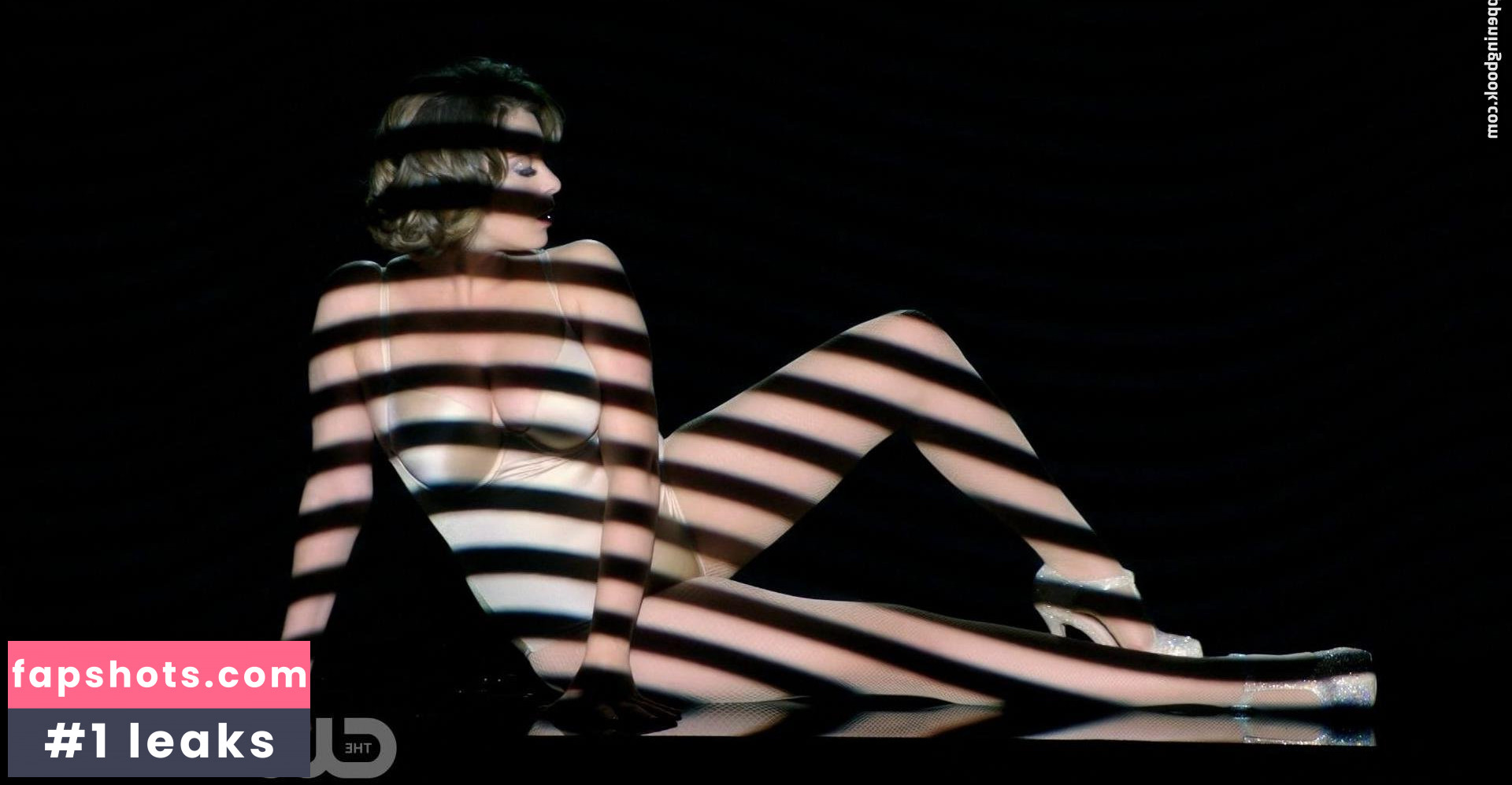 Rachel Bloom gallery photo #69