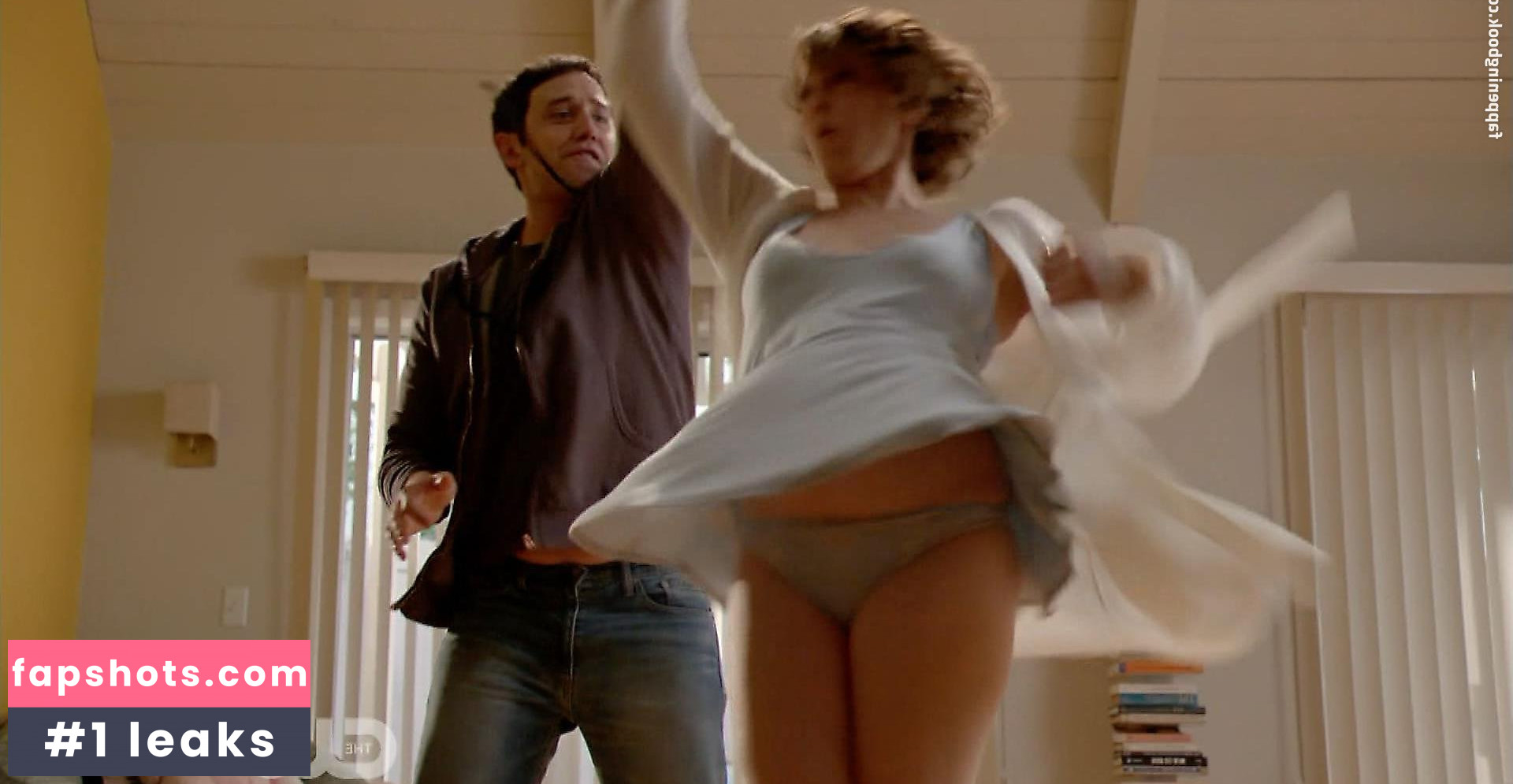 Rachel Bloom gallery photo #74