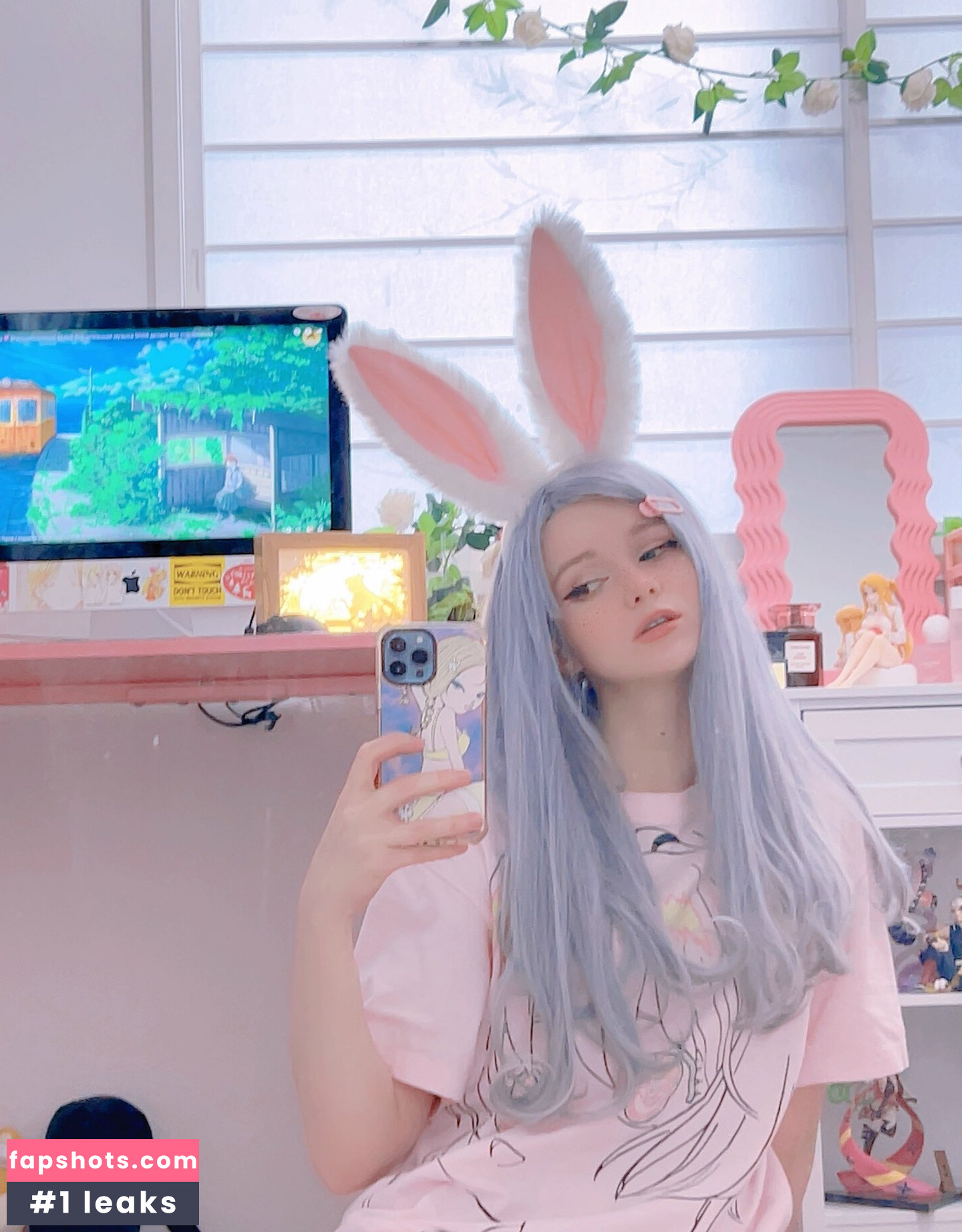 Rachel Blossom gallery photo #35