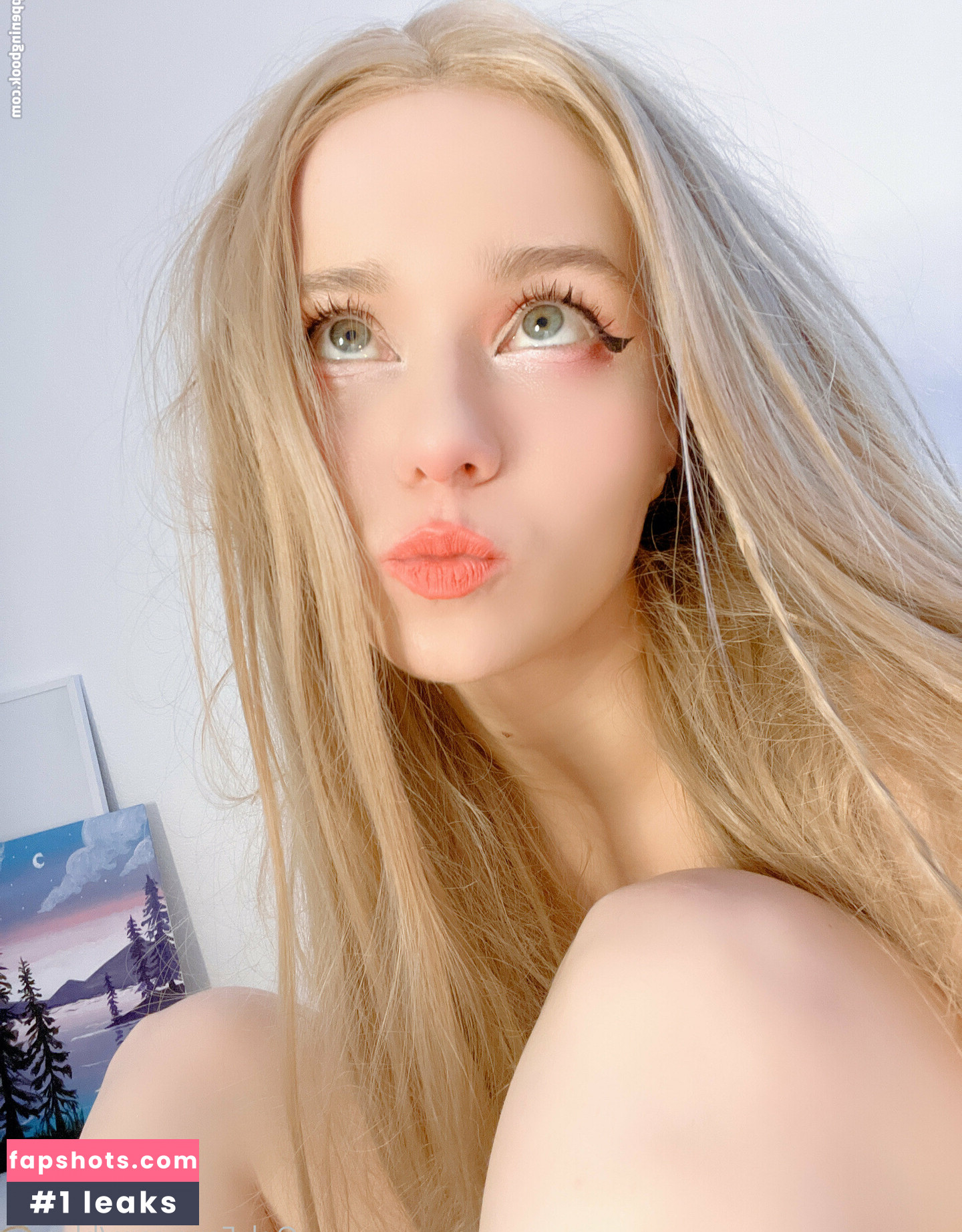 Rachel Blossom gallery photo #52