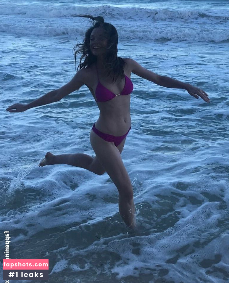 Rachel Boston gallery photo #17