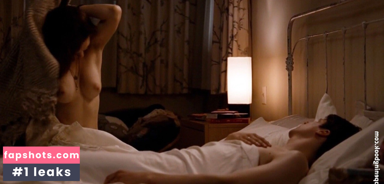 Rachel Brosnahan gallery photo #2