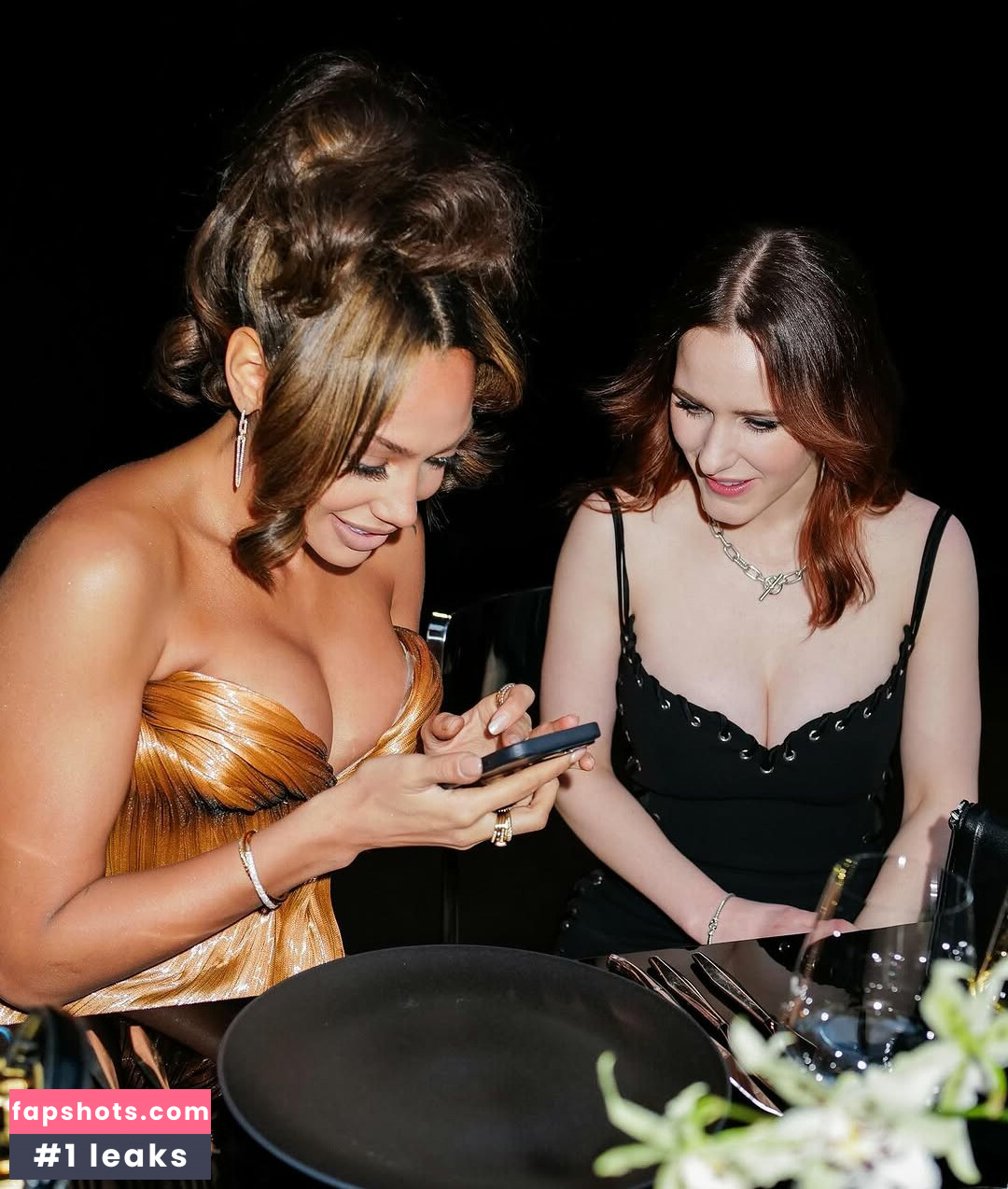 Rachel Brosnahan gallery photo #103