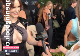 Rachel Brosnahan gallery photo #118