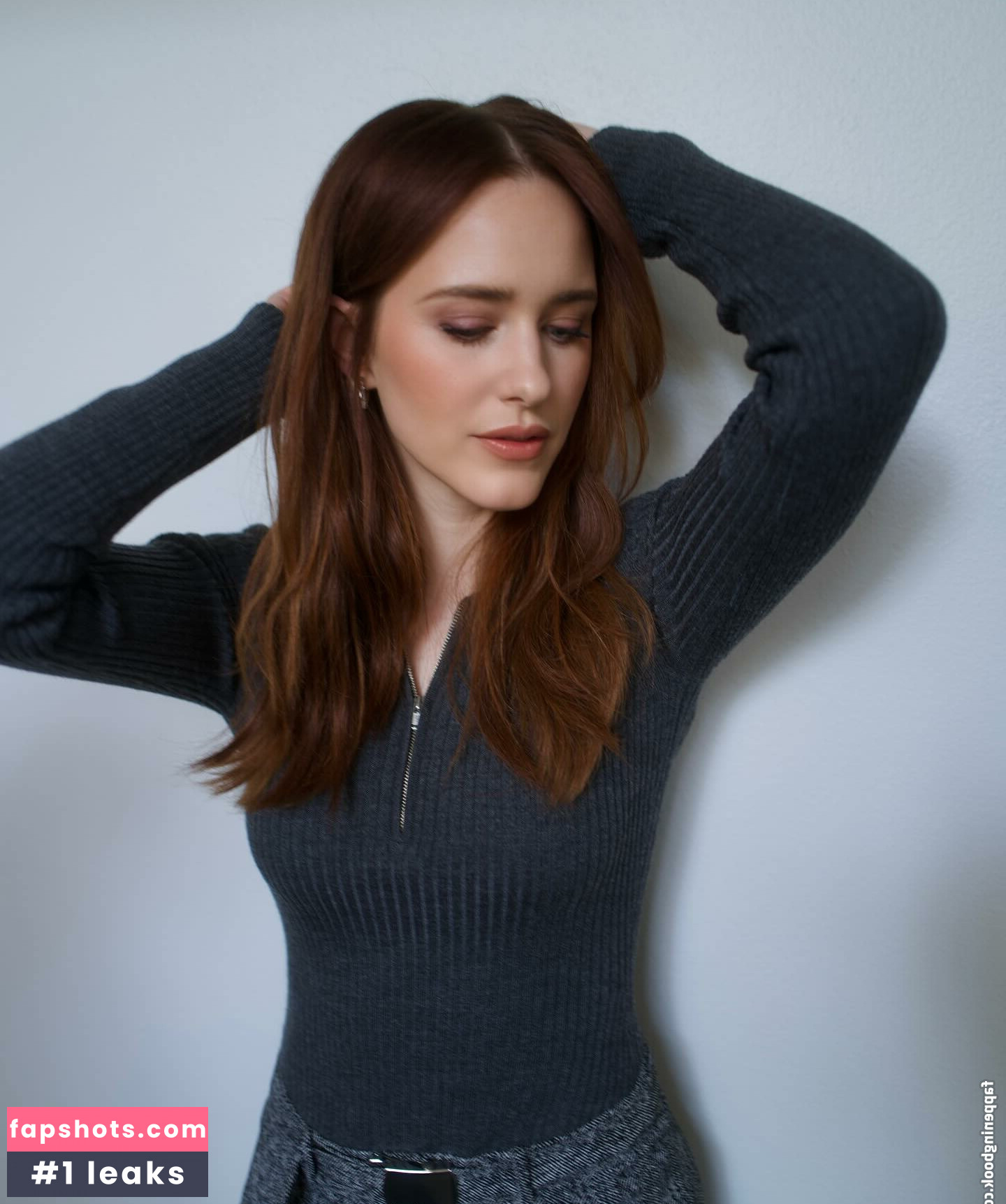 Rachel Brosnahan gallery photo #188