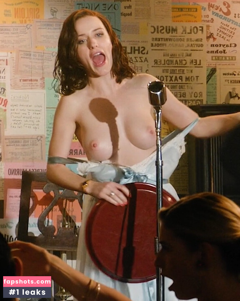 Rachel Brosnahan gallery photo #191