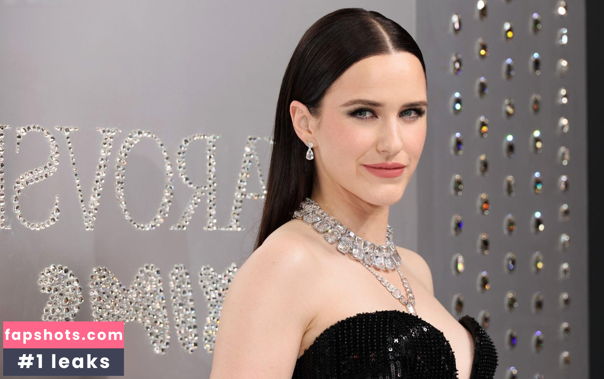 Rachel Brosnahan gallery photo #205