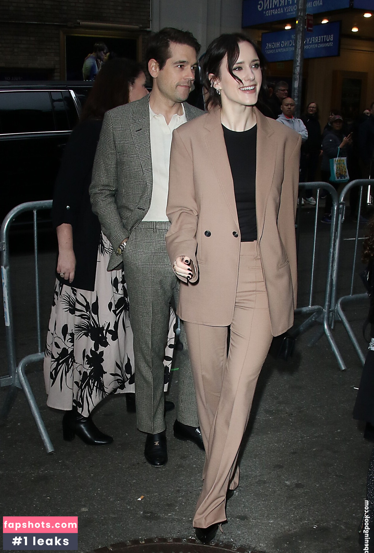 Rachel Brosnahan gallery photo #235