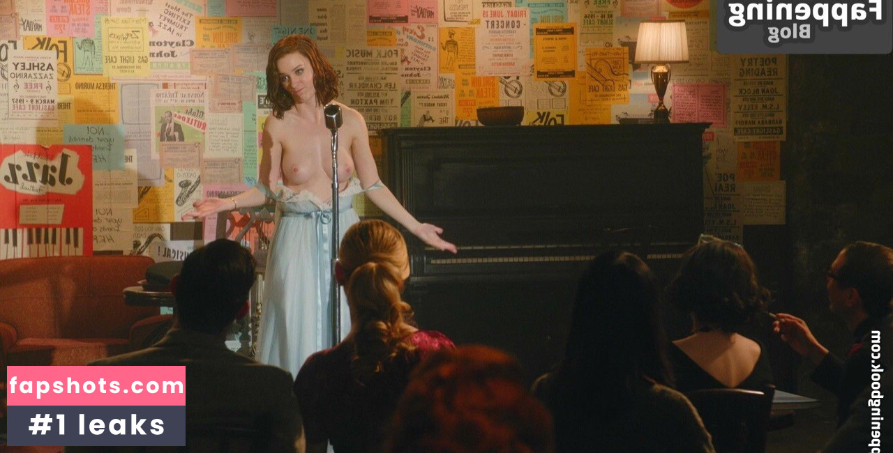 Rachel Brosnahan gallery photo #4