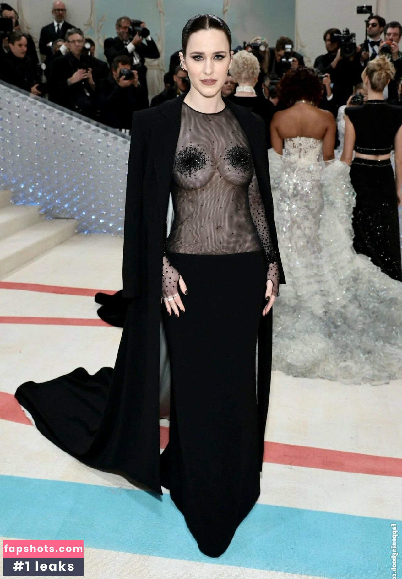 Rachel Brosnahan gallery photo #309