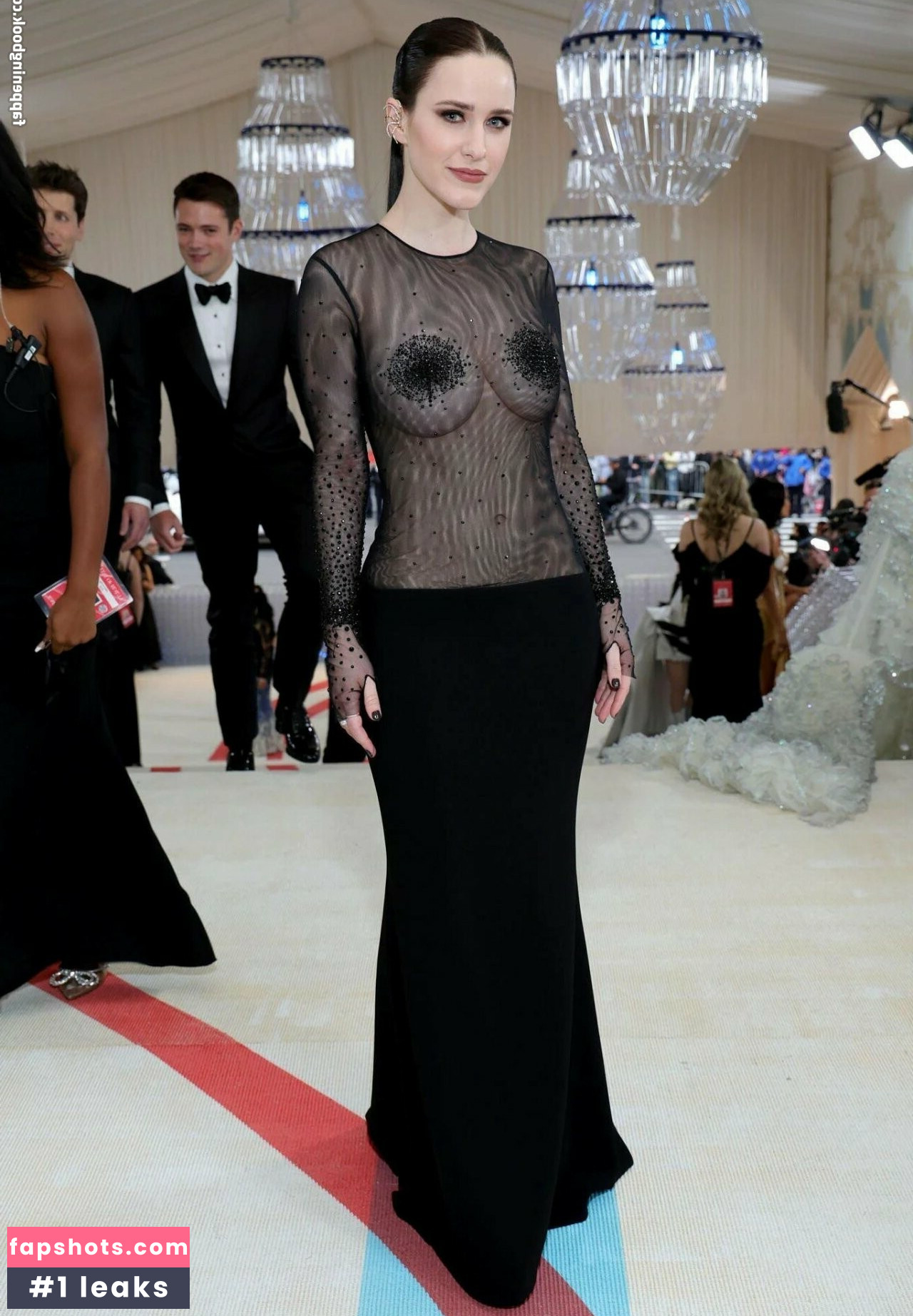 Rachel Brosnahan gallery photo #311