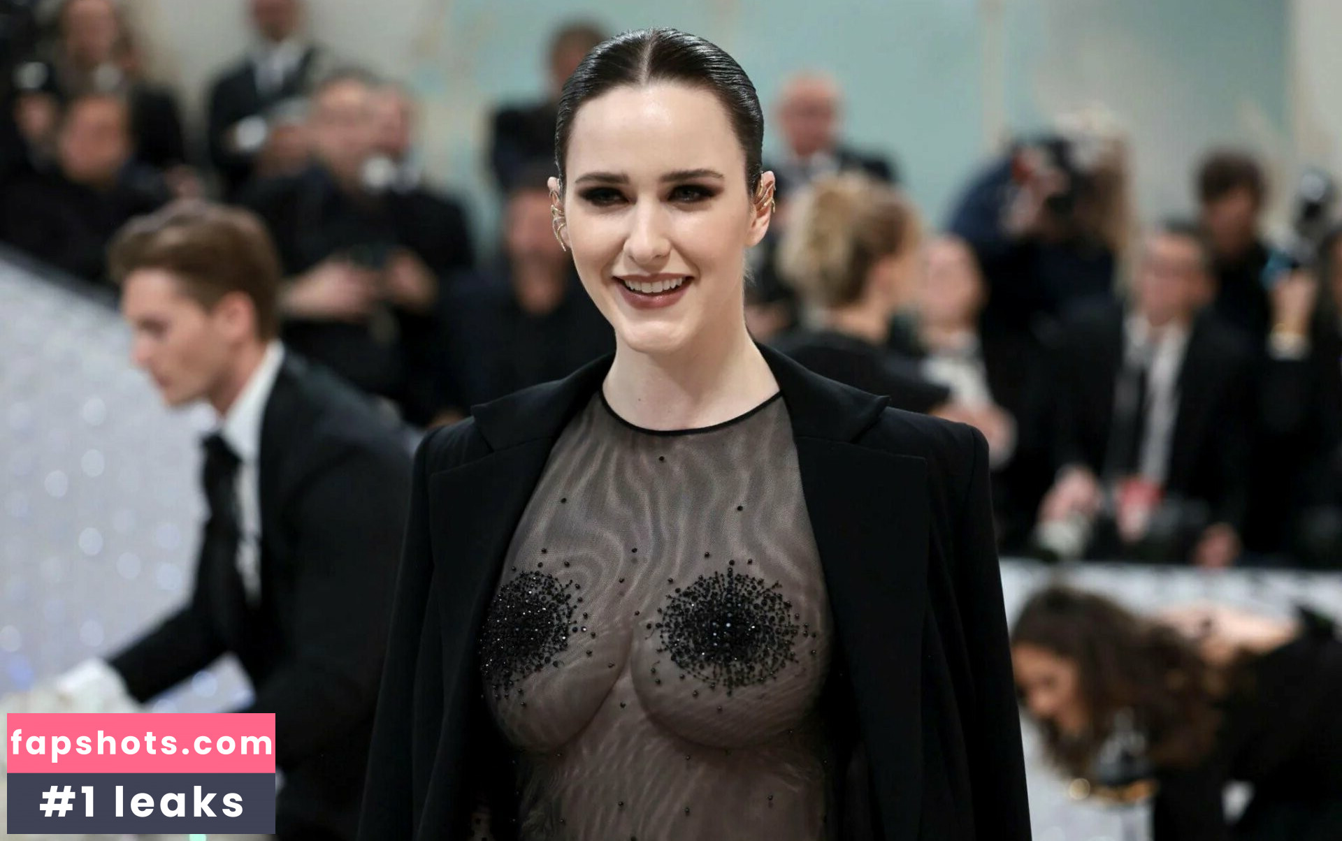 Rachel Brosnahan gallery photo #313