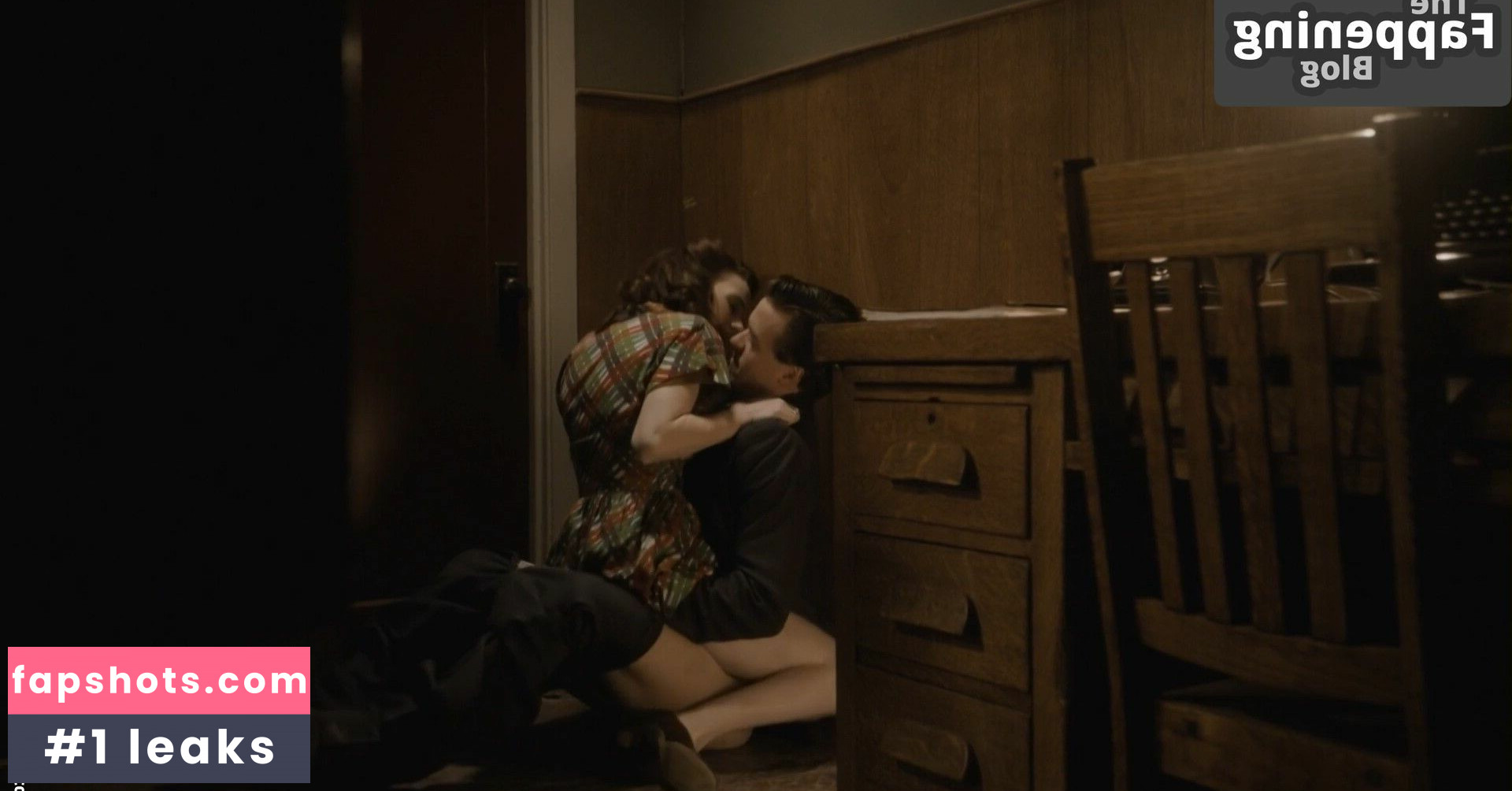 Rachel Brosnahan gallery photo #355