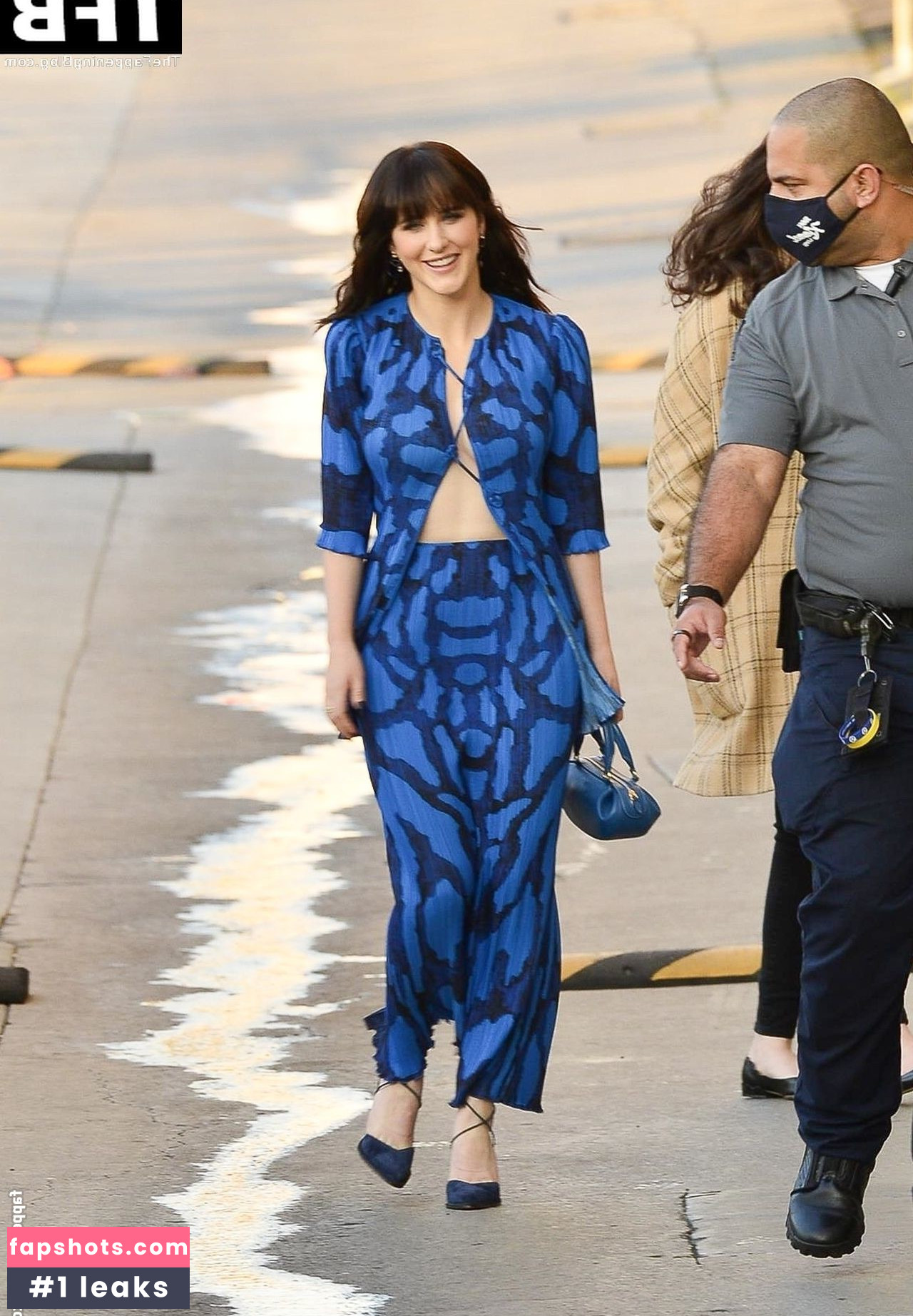 Rachel Brosnahan gallery photo #389