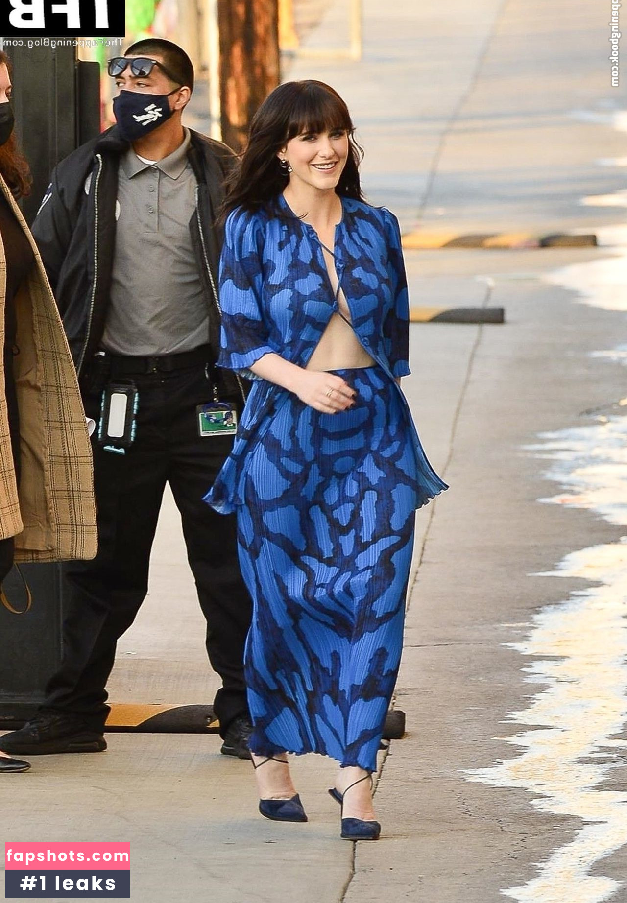 Rachel Brosnahan gallery photo #392