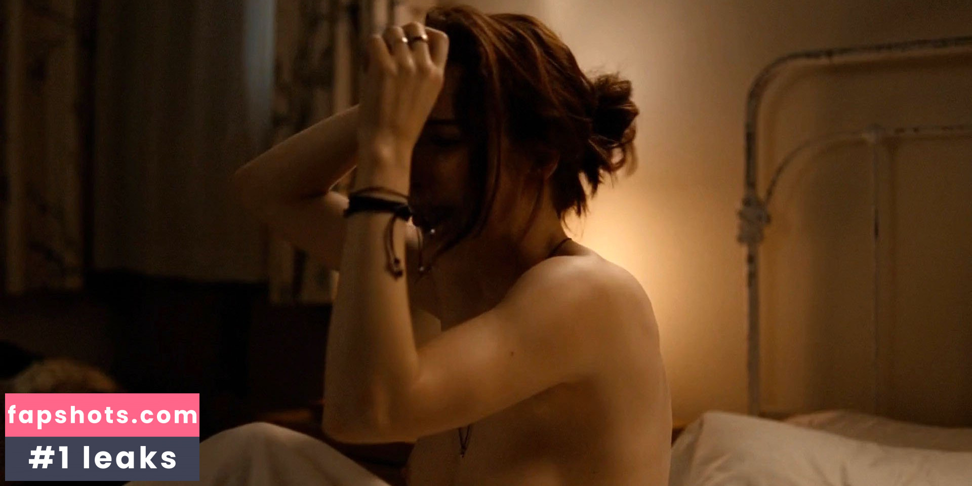 Rachel Brosnahan gallery photo #446