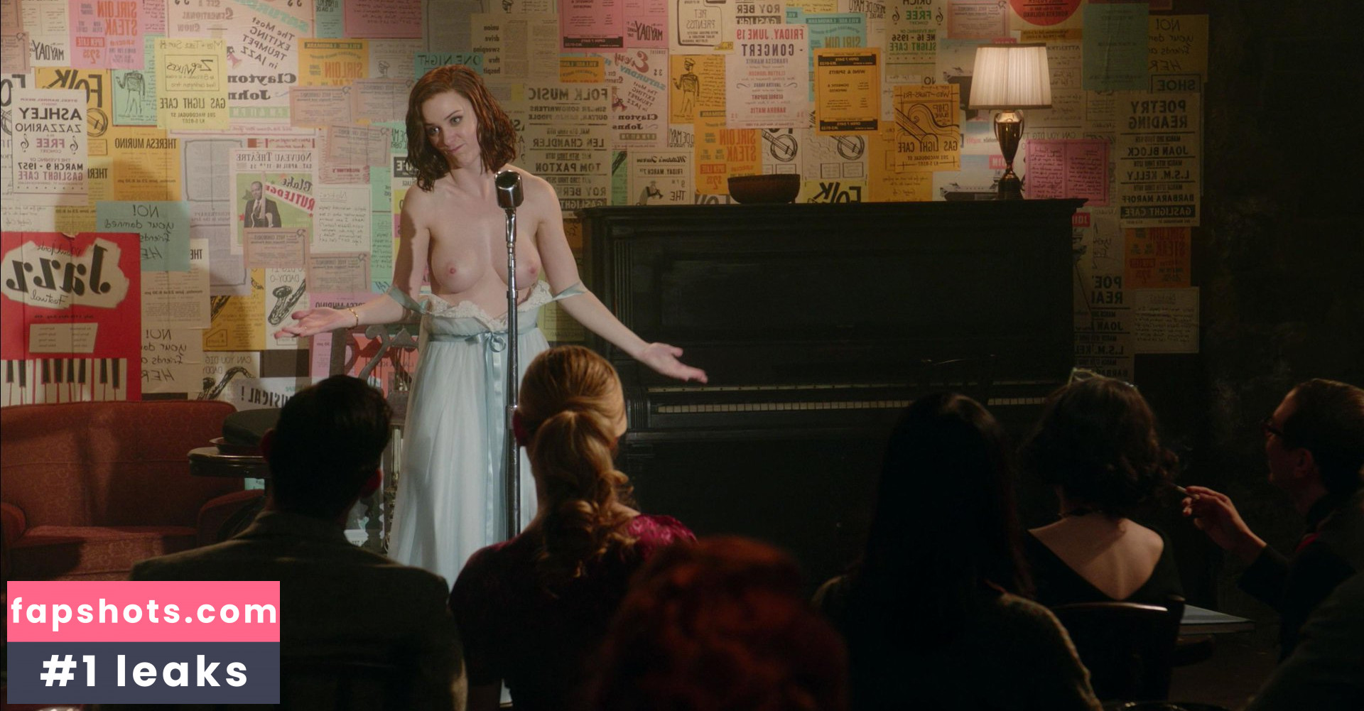 Rachel Brosnahan gallery photo #449