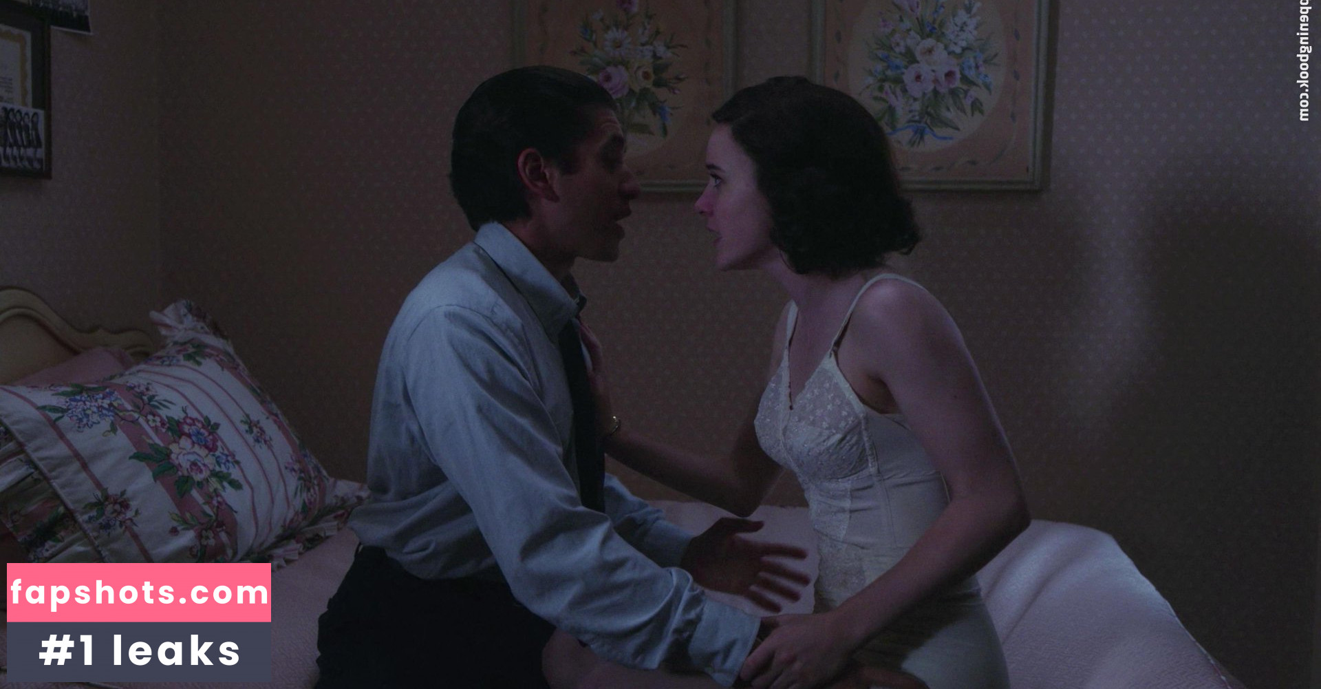 Rachel Brosnahan gallery photo #458