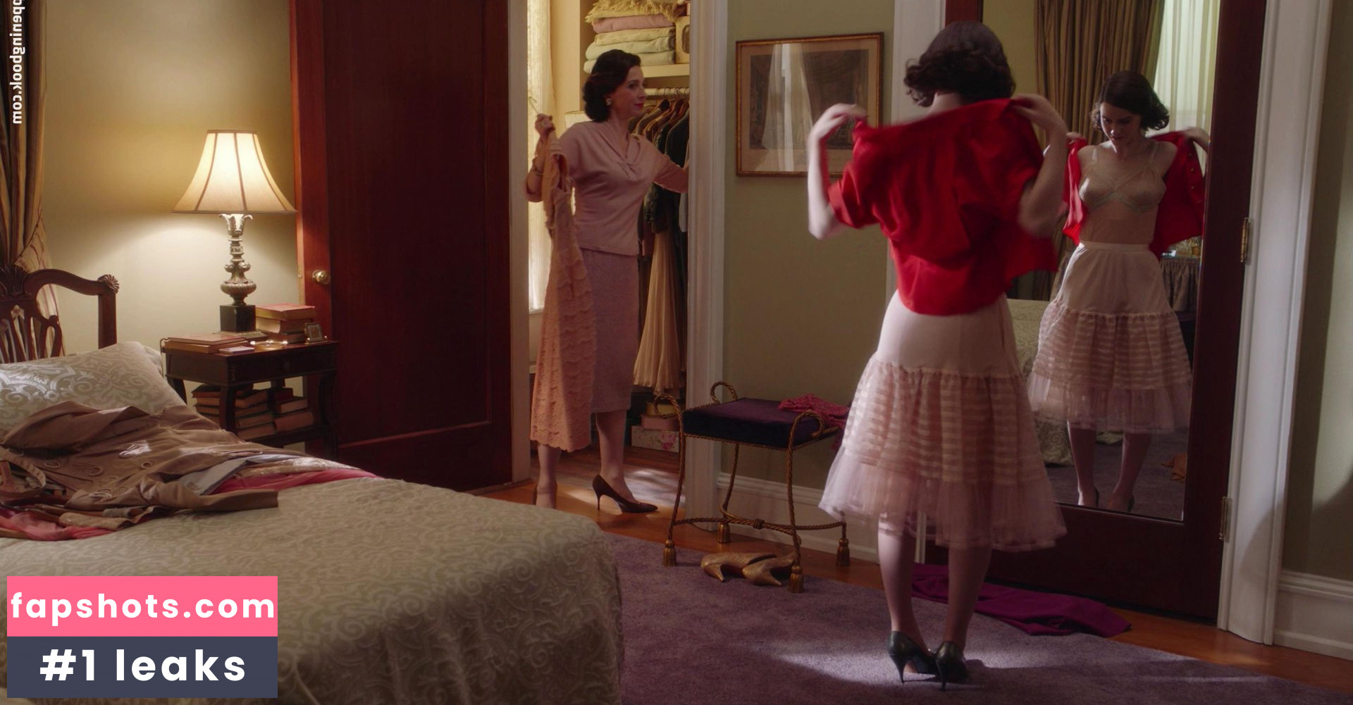 Rachel Brosnahan gallery photo #465