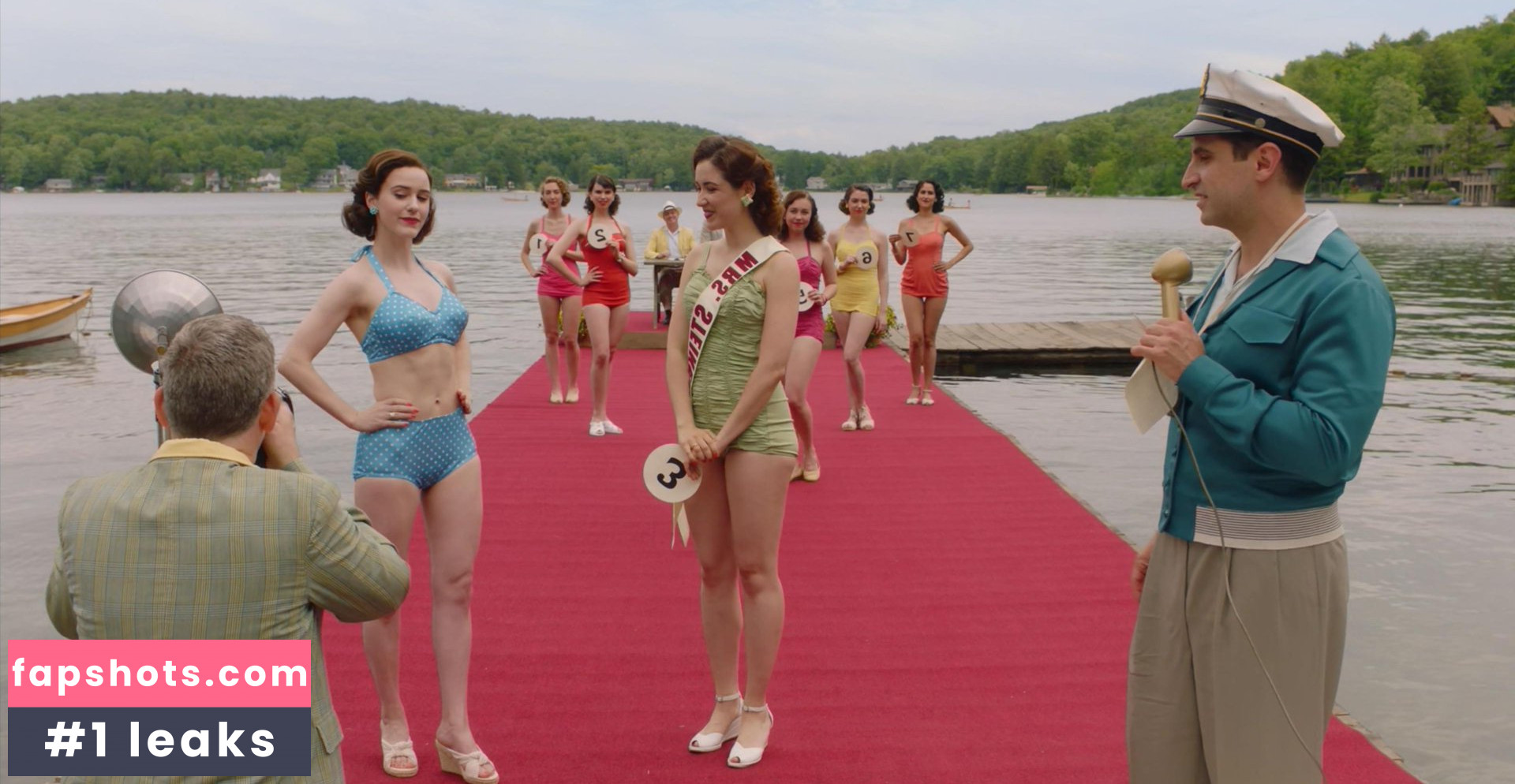 Rachel Brosnahan gallery photo #466