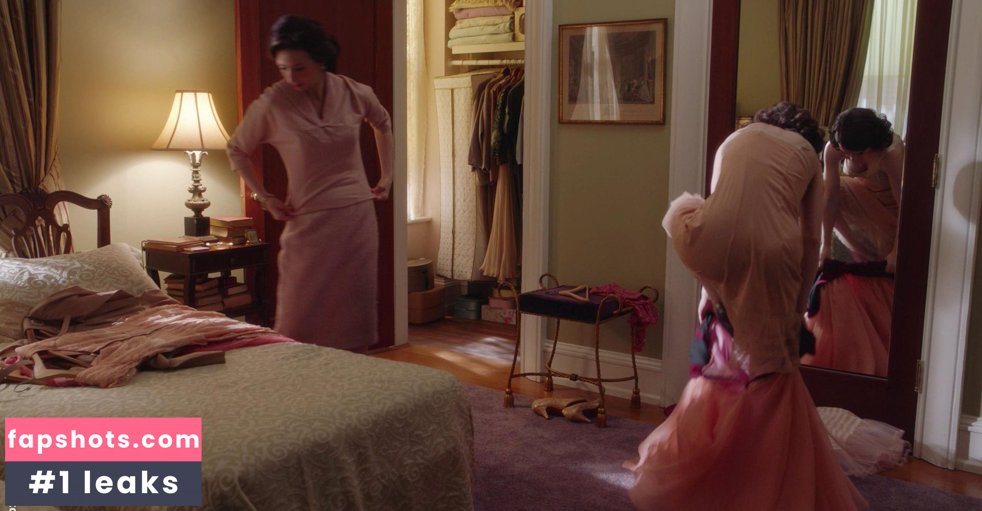 Rachel Brosnahan gallery photo #475