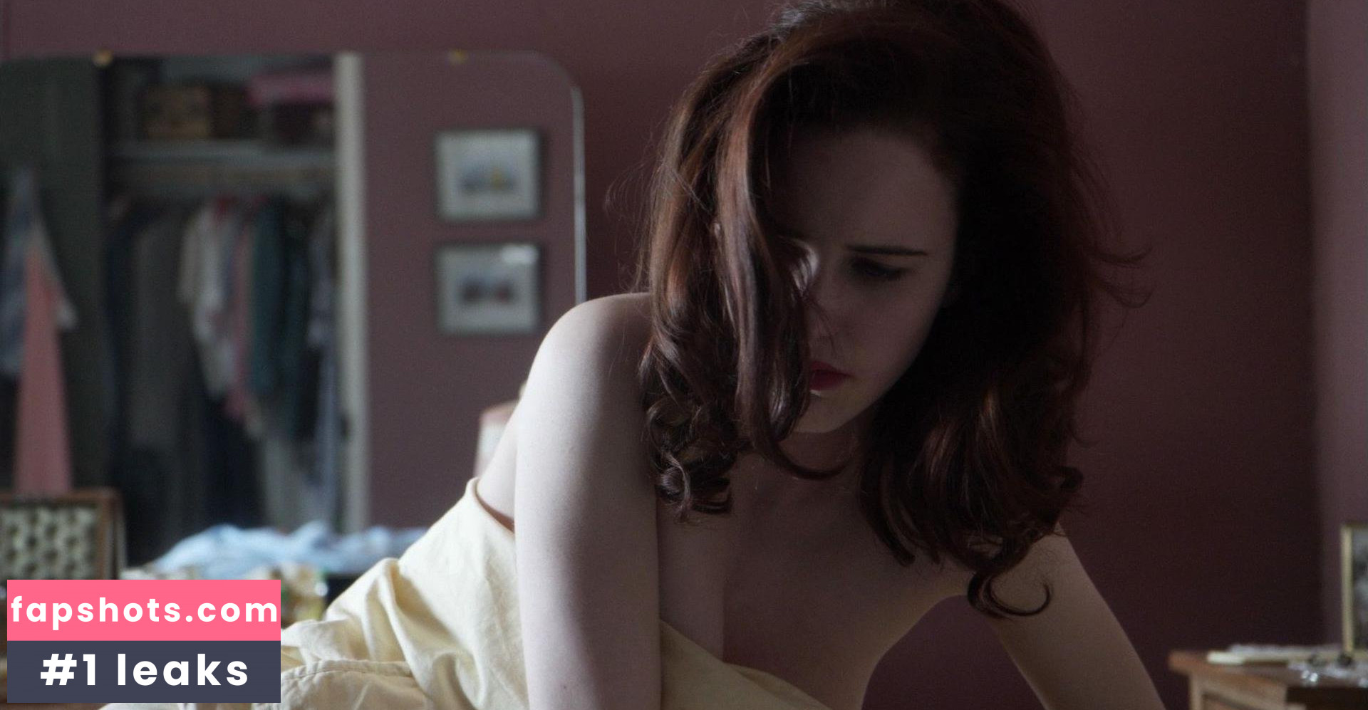Rachel Brosnahan gallery photo #477