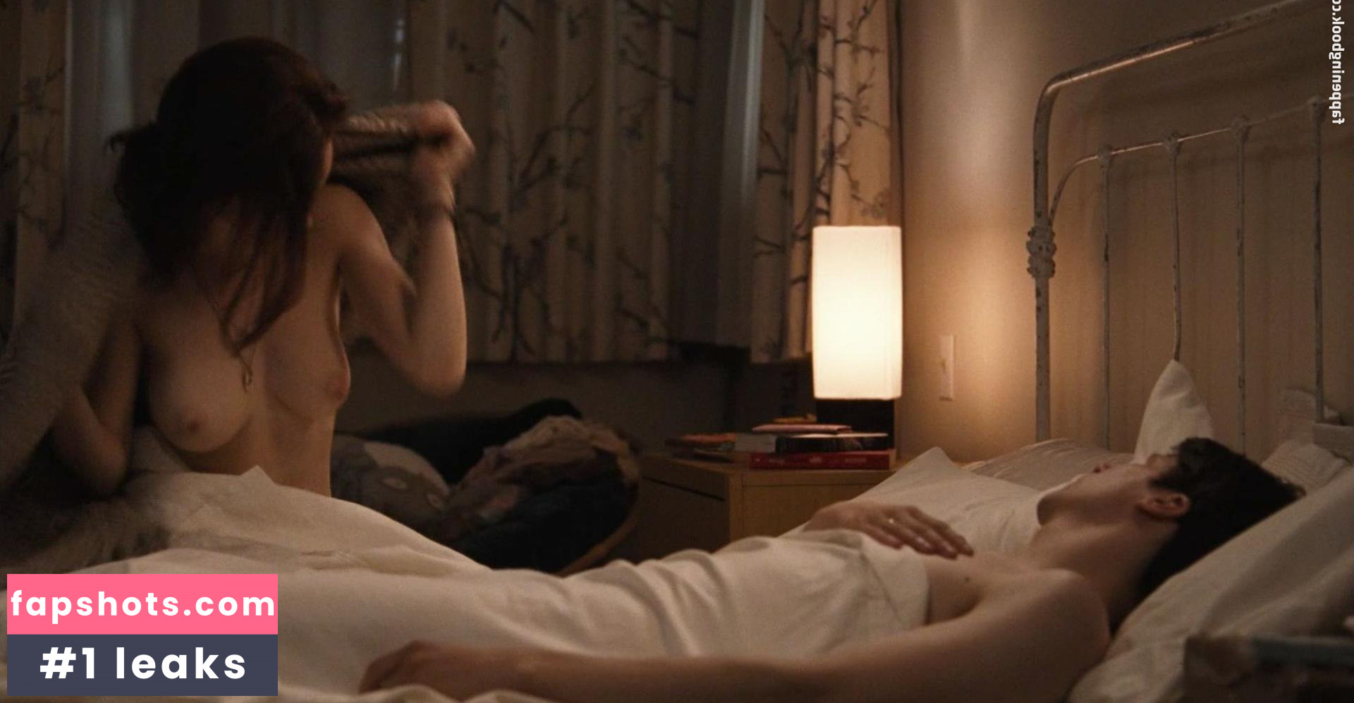 Rachel Brosnahan gallery photo #488