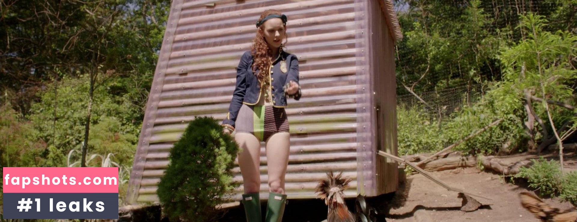 Rachel Brosnahan gallery photo #494