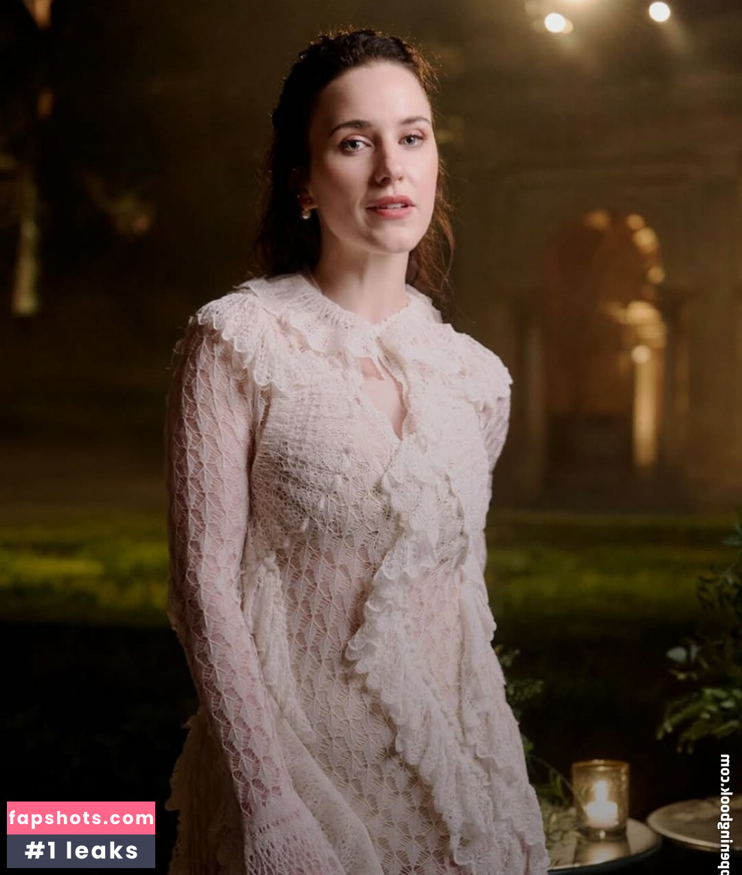 Rachel Brosnahan gallery photo #73