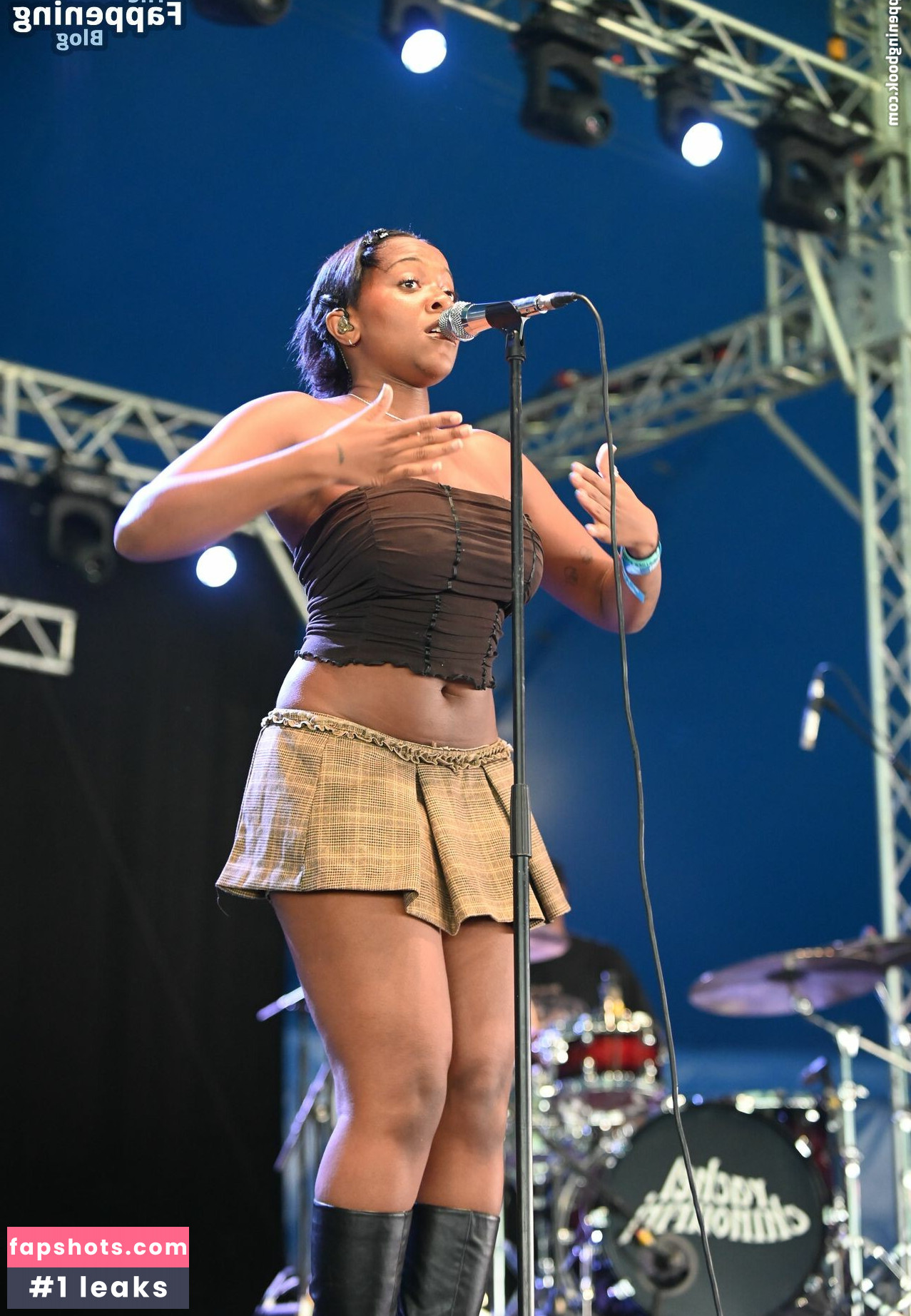 Rachel Chinouriri Filtración Desnuda OnlyFans Foto #24 - Fapshots