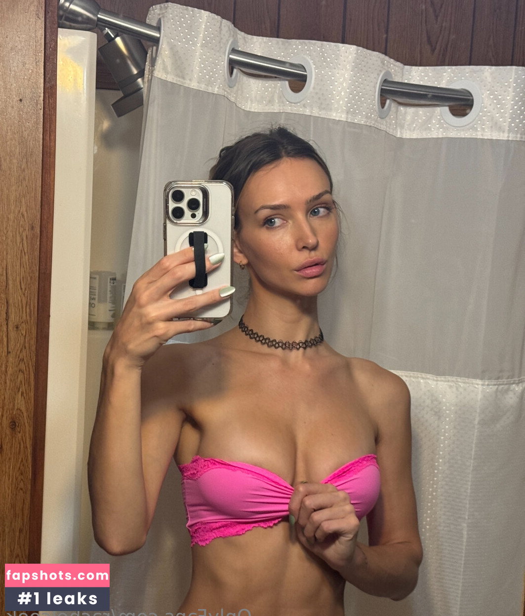 Rachel Cook gallery photo #1034