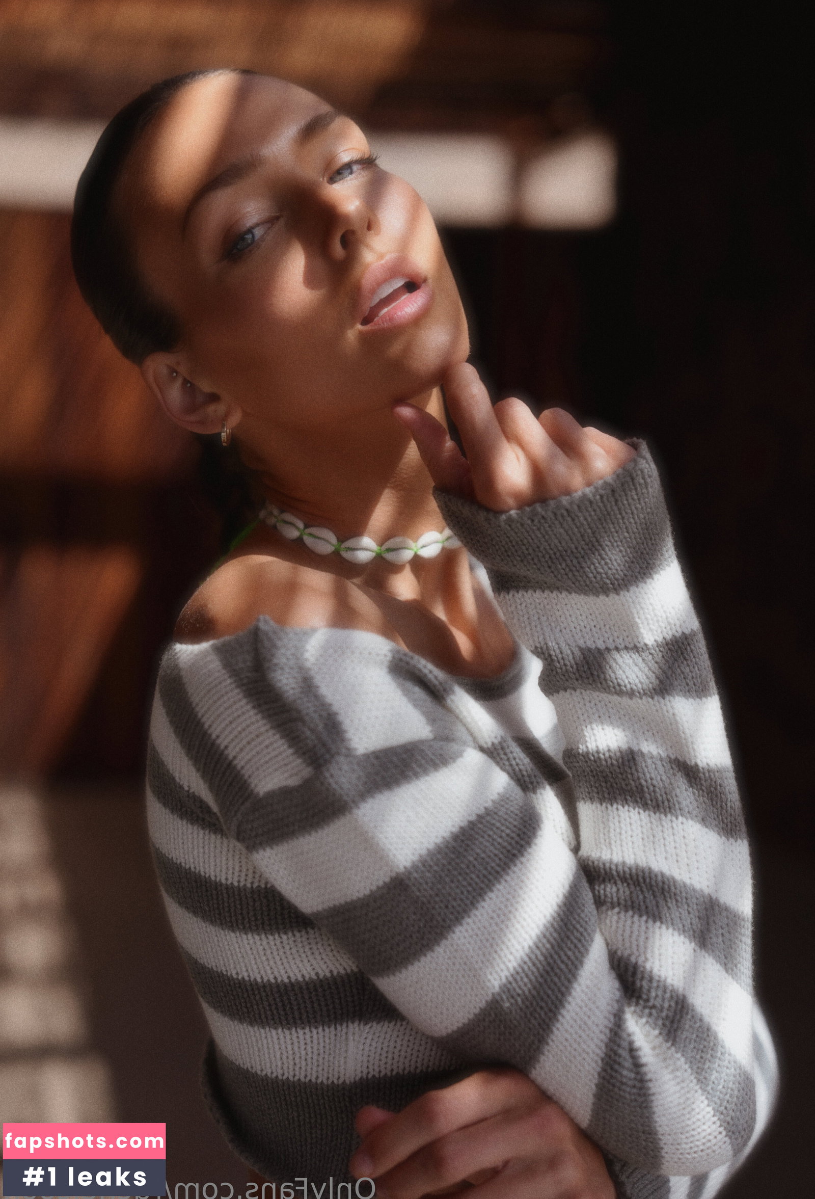Rachel Cook gallery photo #4326