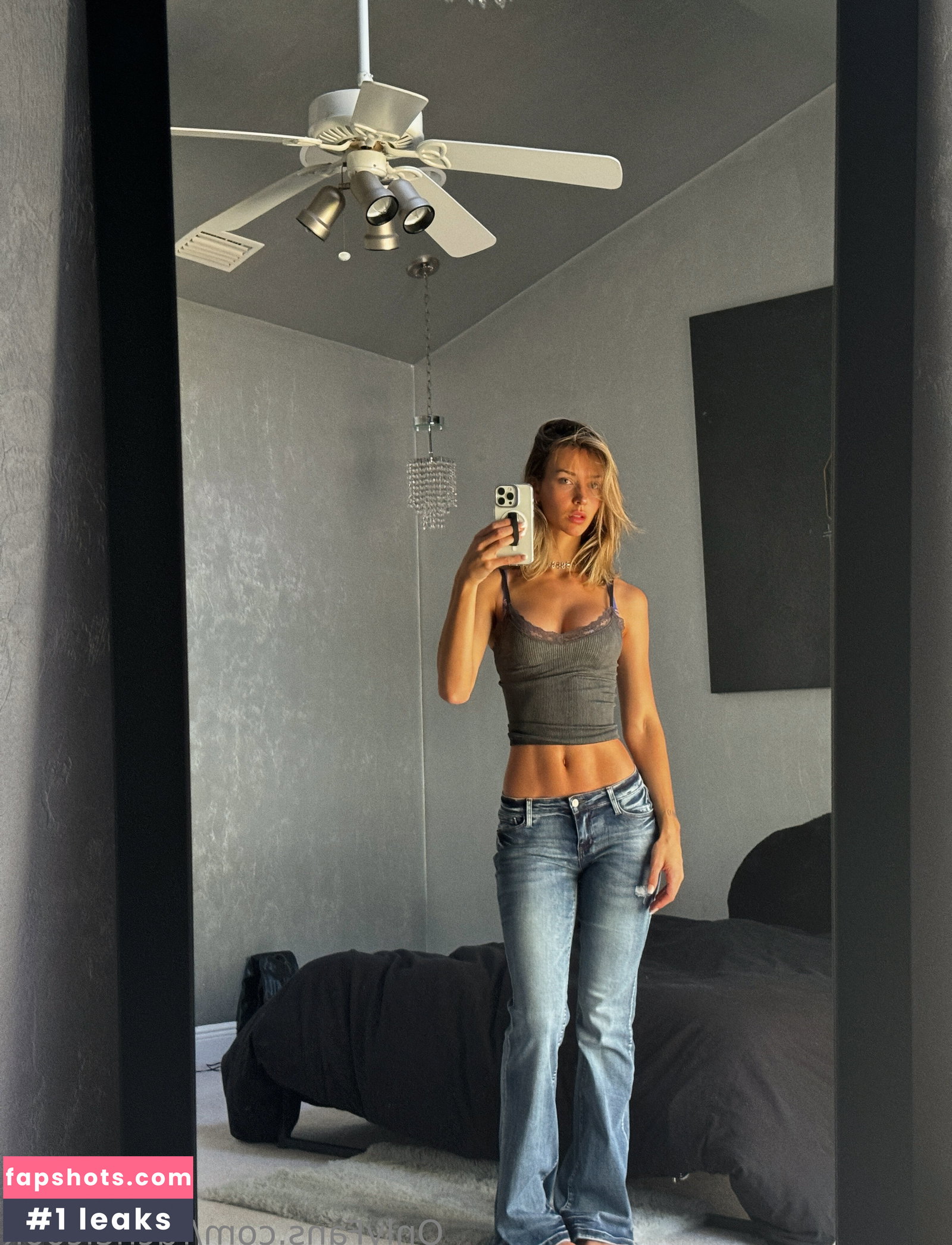 Rachel Cook gallery photo #4055