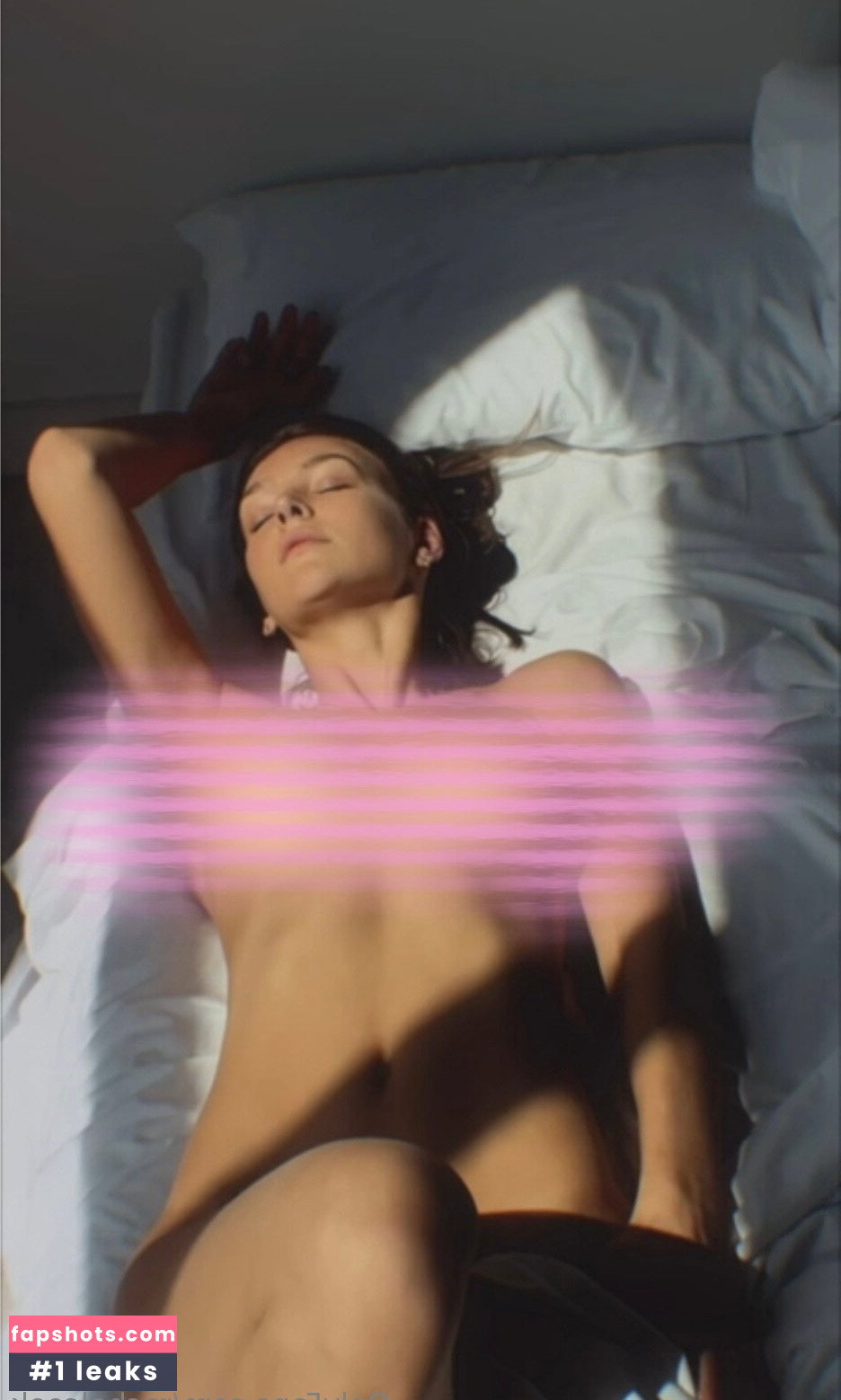 Rachel Cook gallery photo #2299