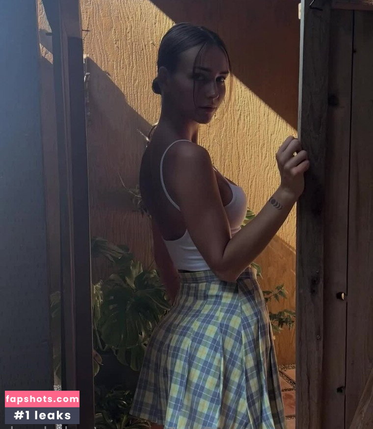 Rachel Cook gallery photo #6388