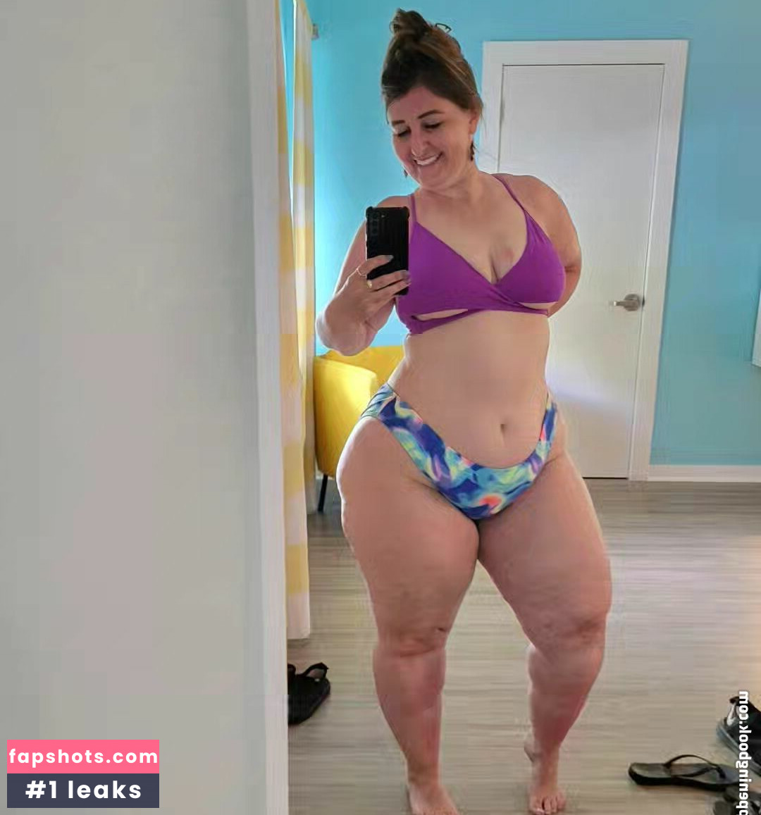 Rachel Estes gallery photo #6