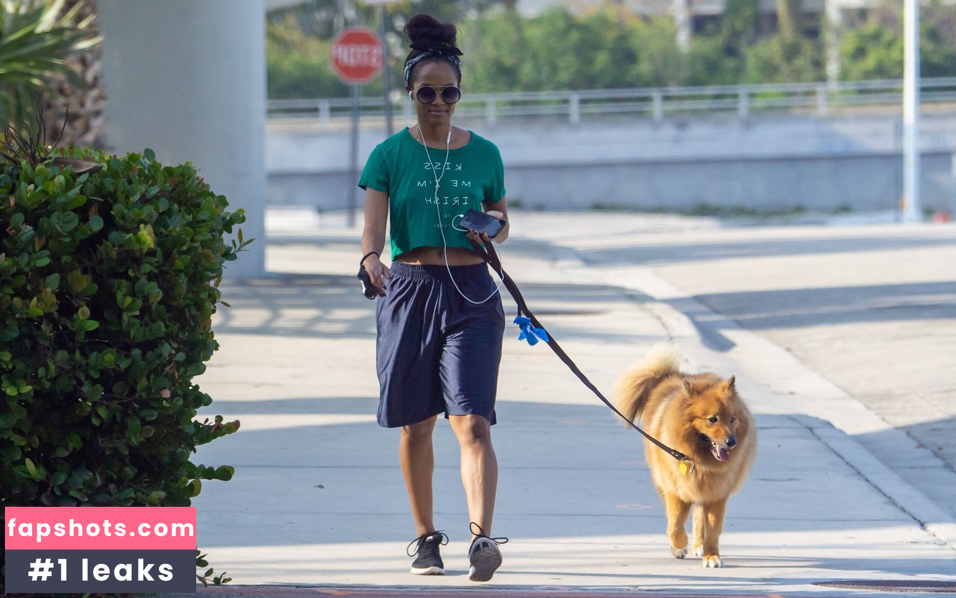 Rachel Lindsay gallery photo #2