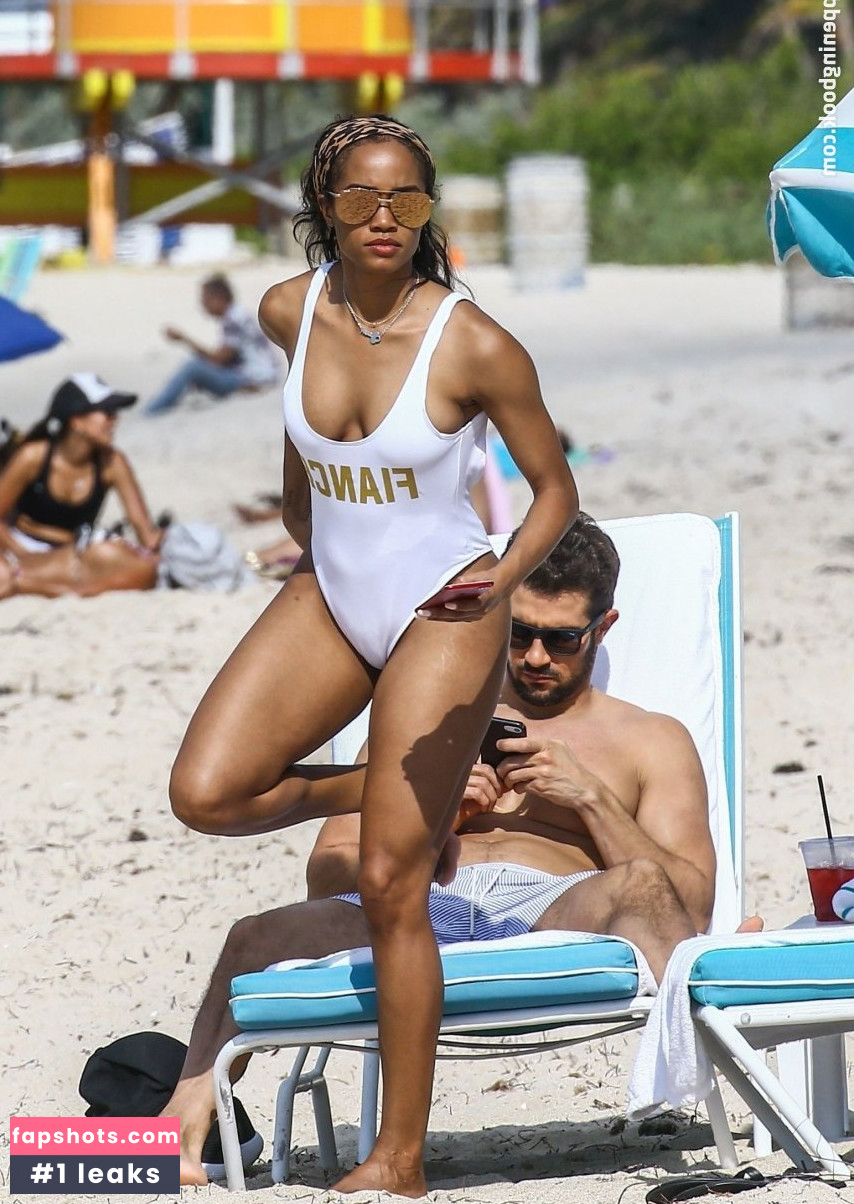 Rachel Lindsay gallery photo #18