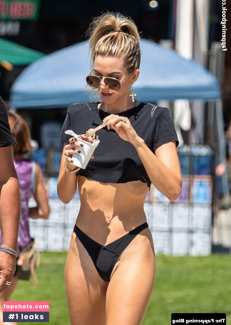 Rachel McCord gallery photo #210