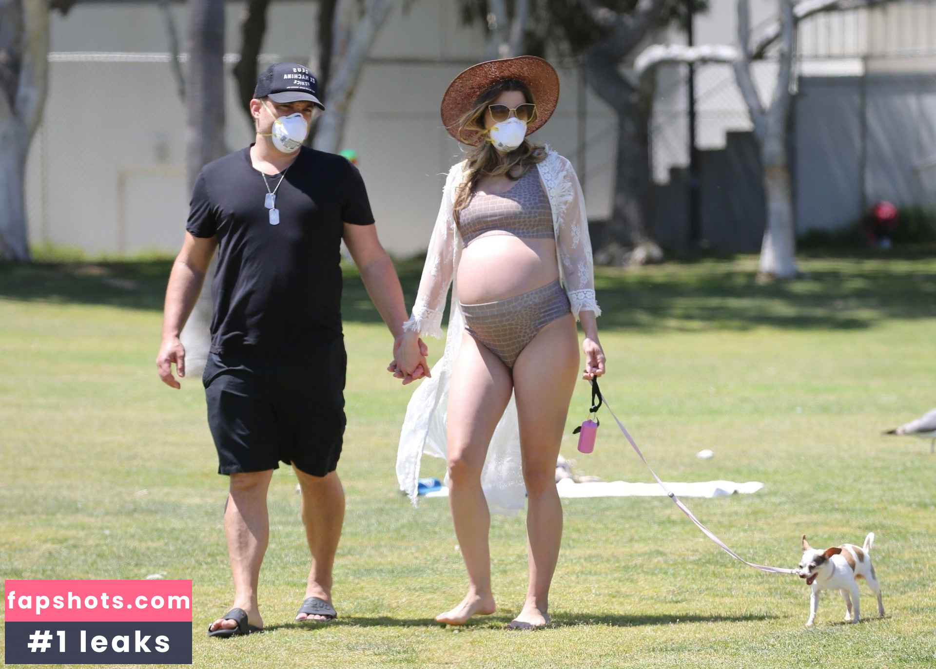 Rachel McCord gallery photo #333